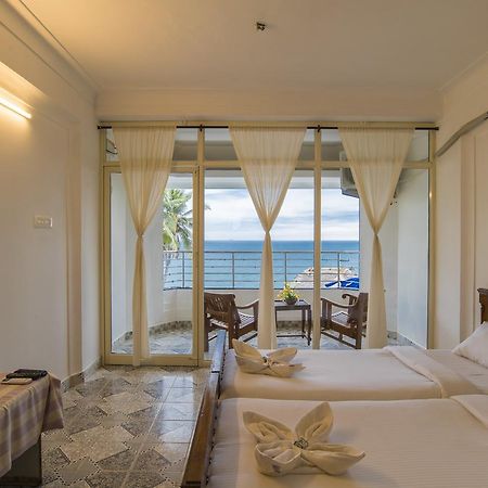 Surya Beach Resort Kovalam Extérieur photo