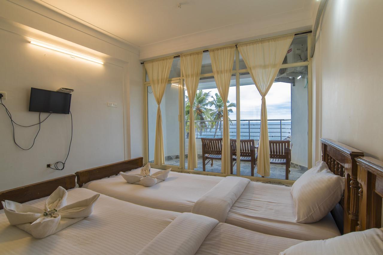 Surya Beach Resort Kovalam Extérieur photo
