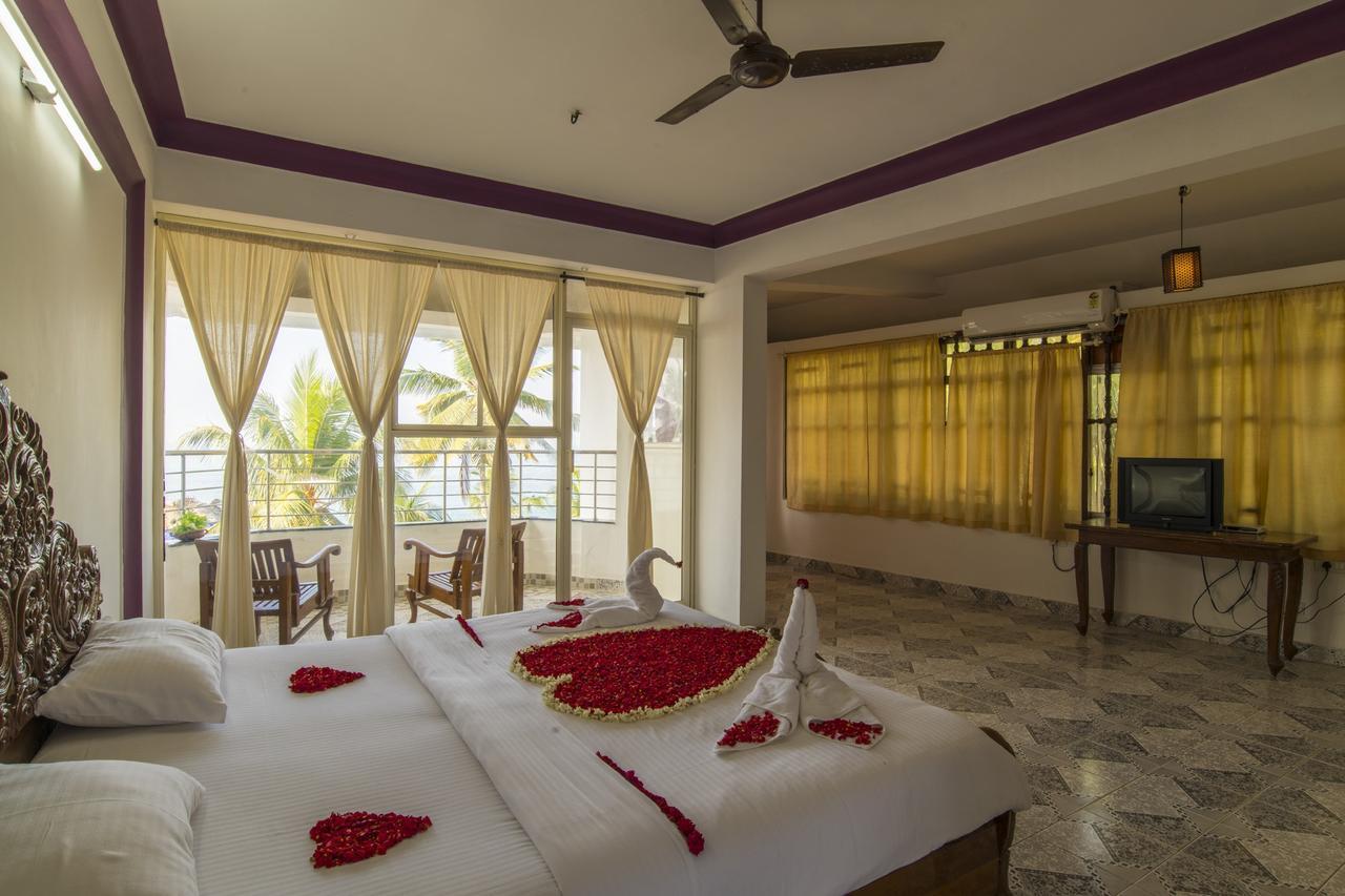 Surya Beach Resort Kovalam Extérieur photo